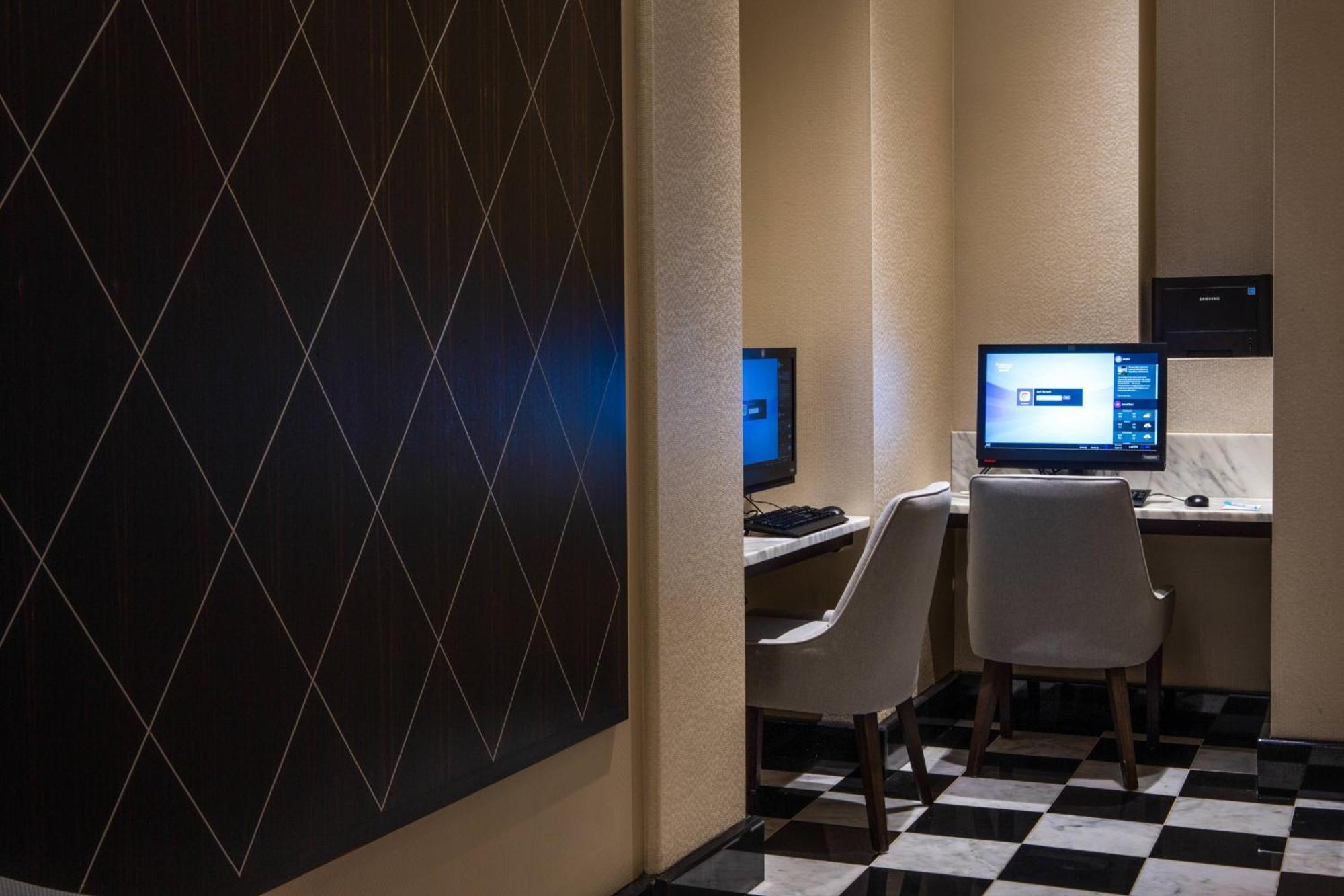 Fairfield Inn & Suites By Marriott Philadelphia Downtown/Center City Экстерьер фото