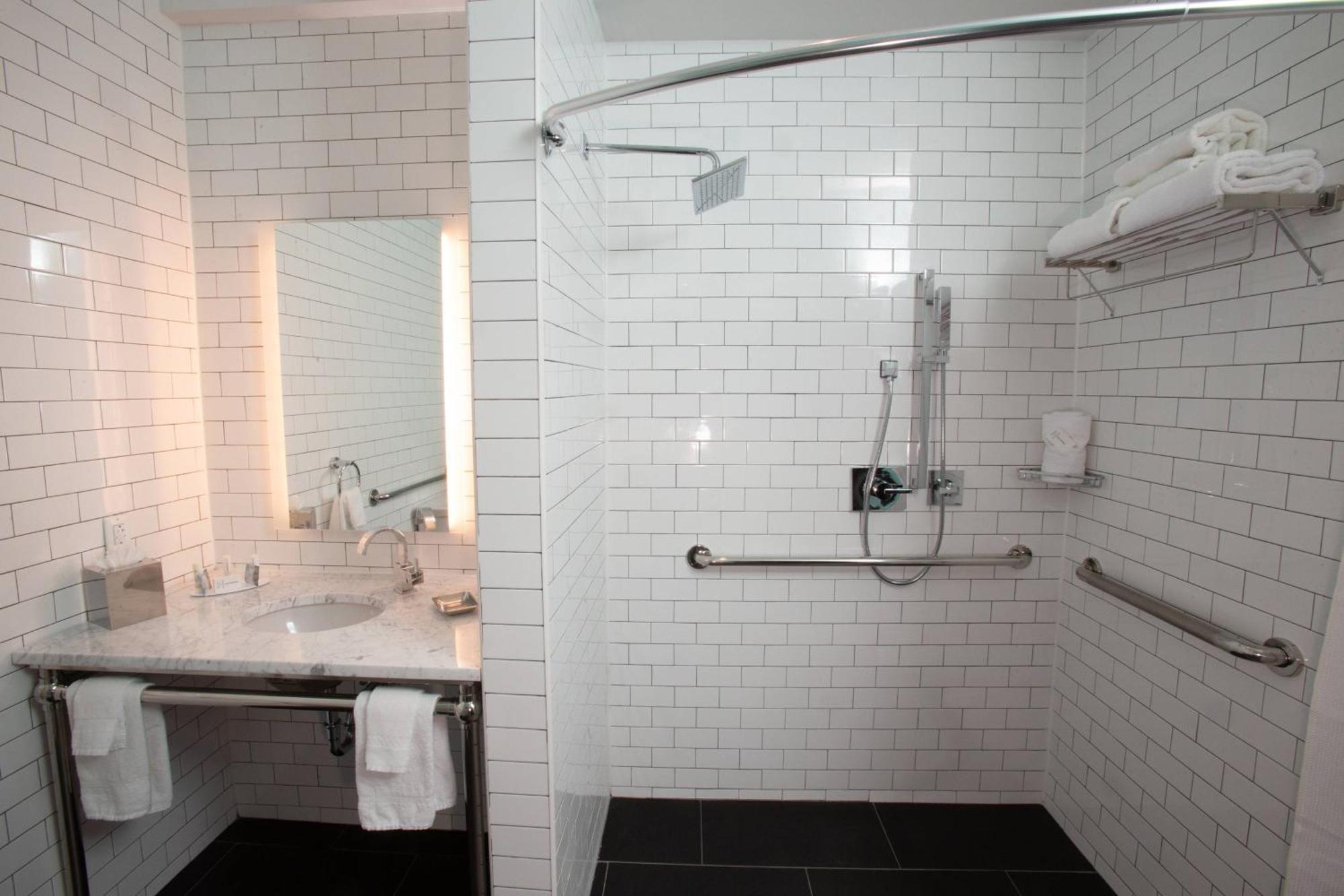 Fairfield Inn & Suites By Marriott Philadelphia Downtown/Center City Экстерьер фото